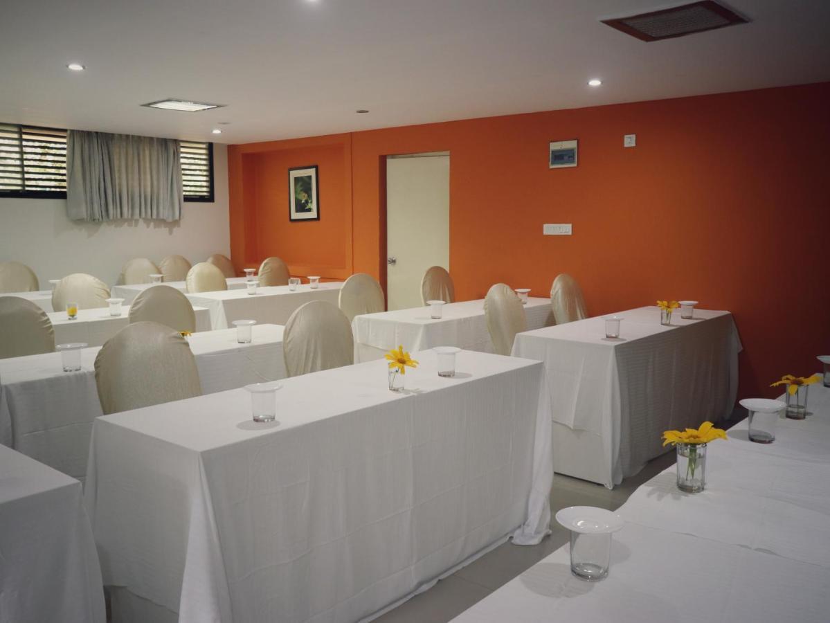 The Green Path Eco Hotel Μπανγκαλόρ Εξωτερικό φωτογραφία